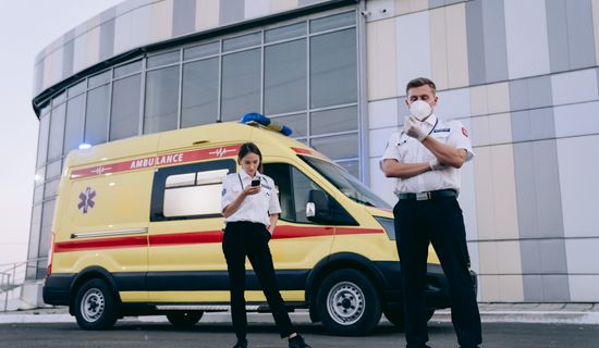 礼泉救护车转运病人算来回费用吗？